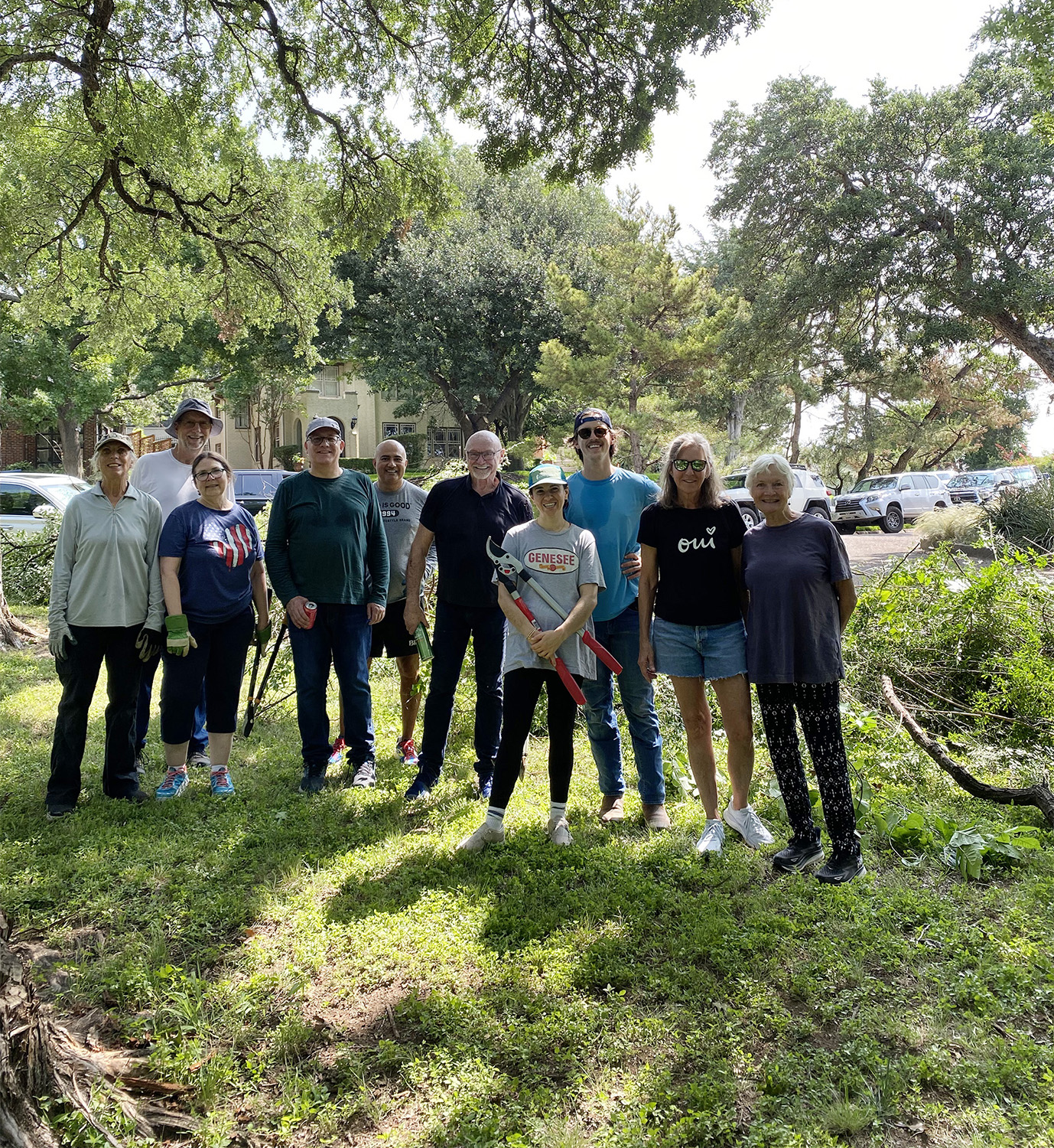 Privet Clean up Crew 2